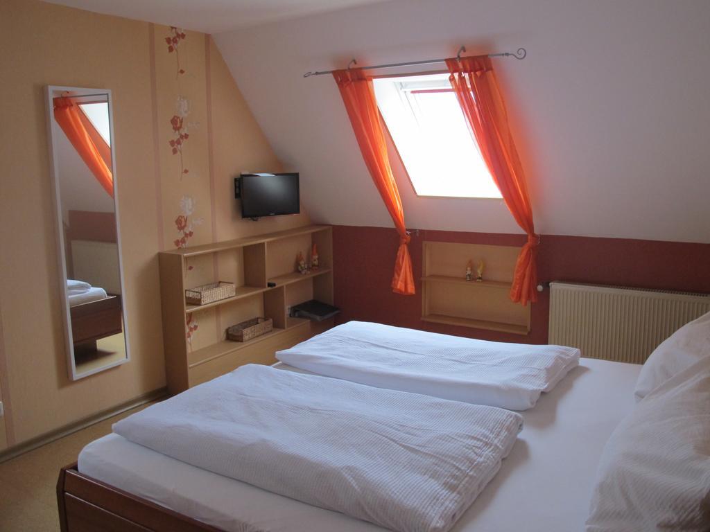 Weinhof Michael Morbach Hotel Zeltingen-Rachtig Eksteriør billede